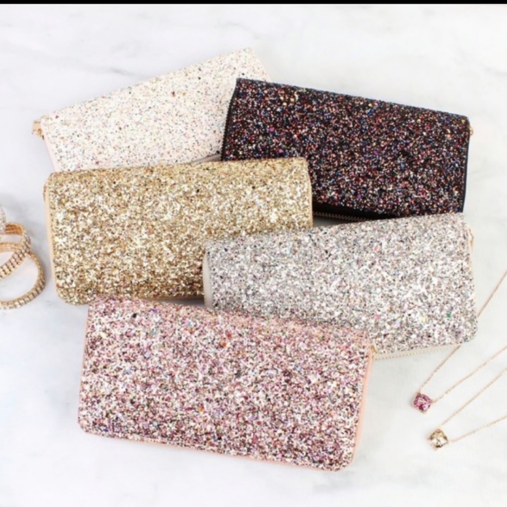 🐩  Glitter Zip Wallets/ 4 Colors /New Boutique!